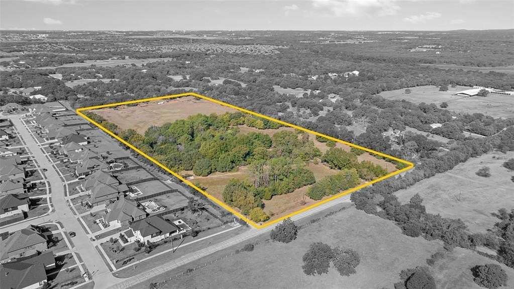 20 Acres of Land for Sale in Shady Shores, Texas