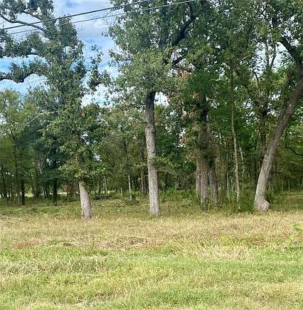 1.21 Acres of Residential Land for Sale in Sulphur Springs, Texas