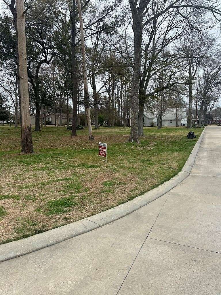 0.62 Acres of Residential Land for Sale in Vidalia, Louisiana