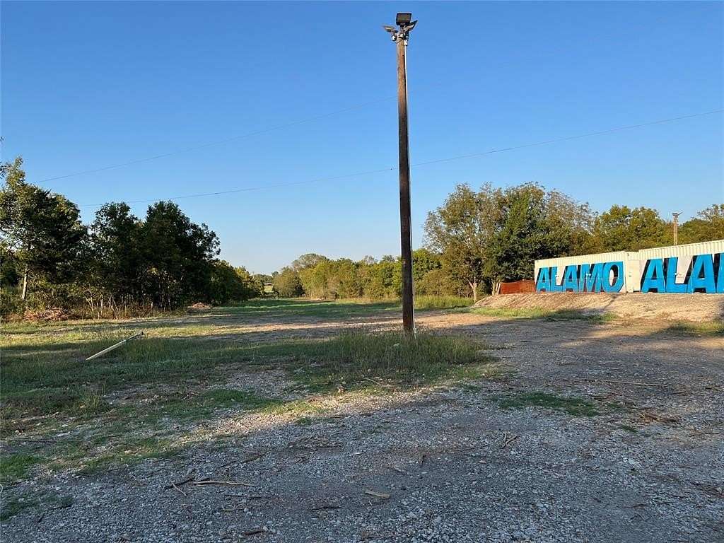 13.35 Acres of Commercial Land for Sale in Lancaster, Texas