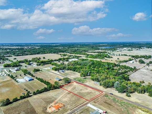 1.05 Acres of Land for Sale in Bonham, Texas