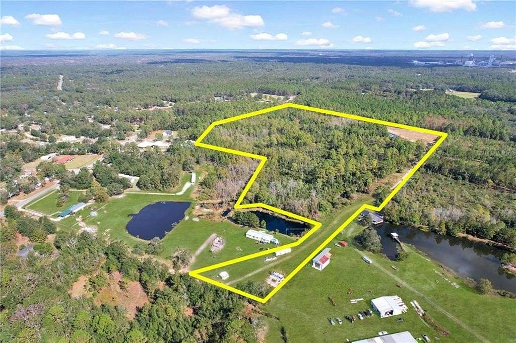 43 Acres of Recreational Land for Sale in Jesup, Georgia