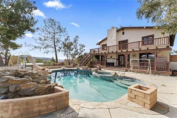 2.55 Acres of Land with Home for Sale in Agua Dulce, California