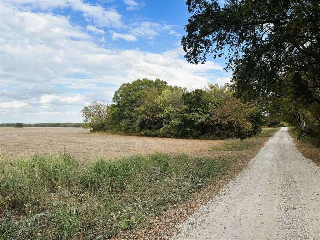 83.024 Acres of Recreational Land & Farm for Sale in Trenton, Texas