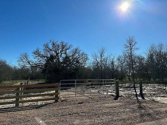 1.67 Acres of Land for Sale in Waelder, Texas