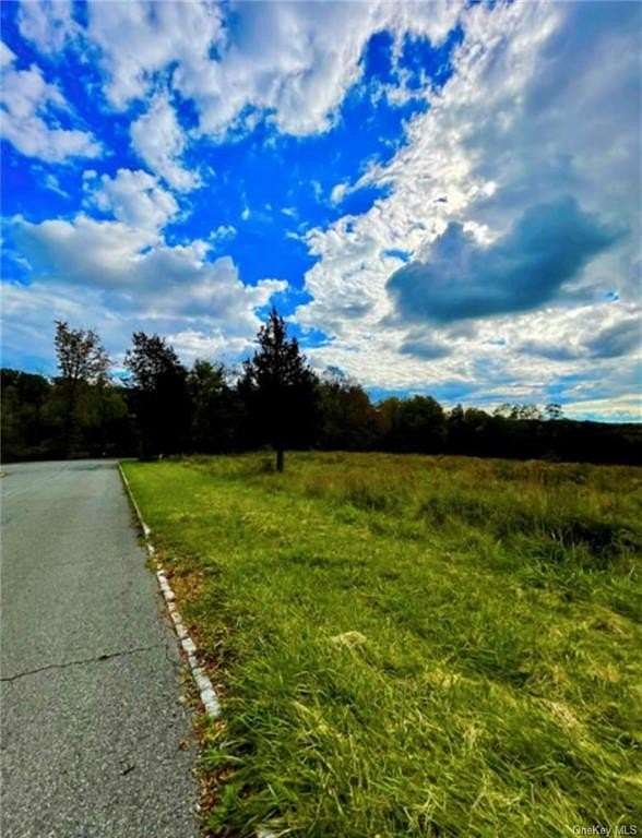 6.3 Acres of Residential Land for Sale in Chester, New York