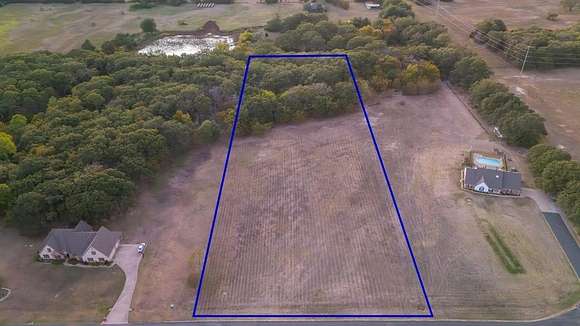 3.168 Acres of Residential Land for Sale in Greenville, Texas