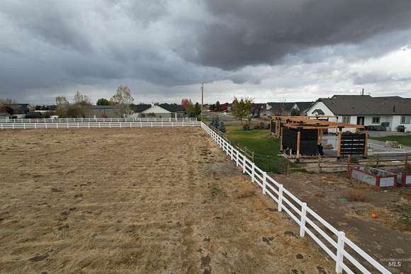 0.96 Acres of Residential Land for Sale in Middleton, Idaho