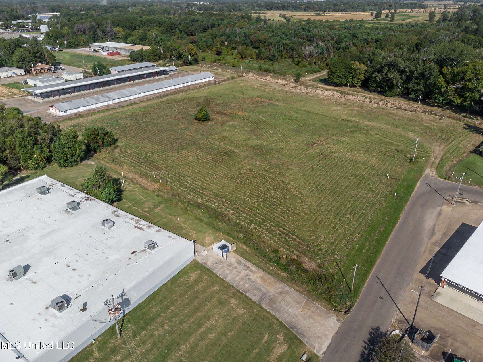 6.13 Acres of Commercial Land for Sale in Pearl, Mississippi