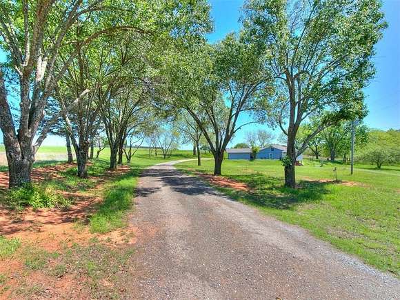 8.2 Acres of Residential Land with Home for Sale in Washington, Oklahoma