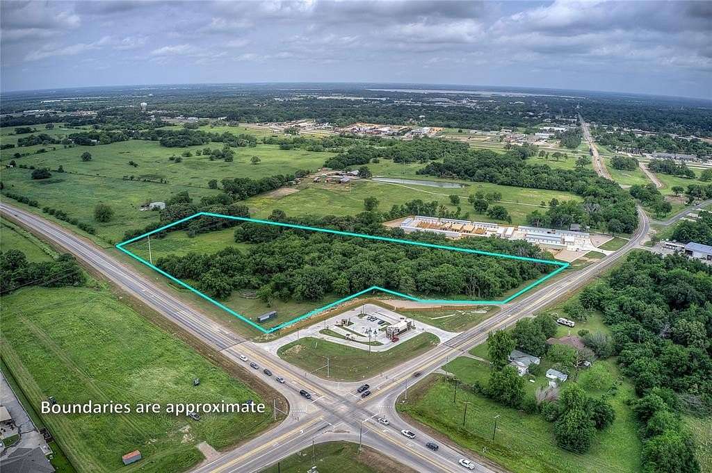 10.5 Acres of Land for Sale in Sulphur Springs, Texas