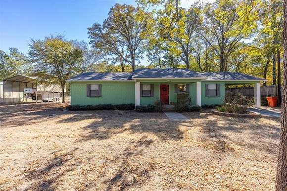 2.003 Acres of Residential Land with Home for Sale in Quinlan, Texas