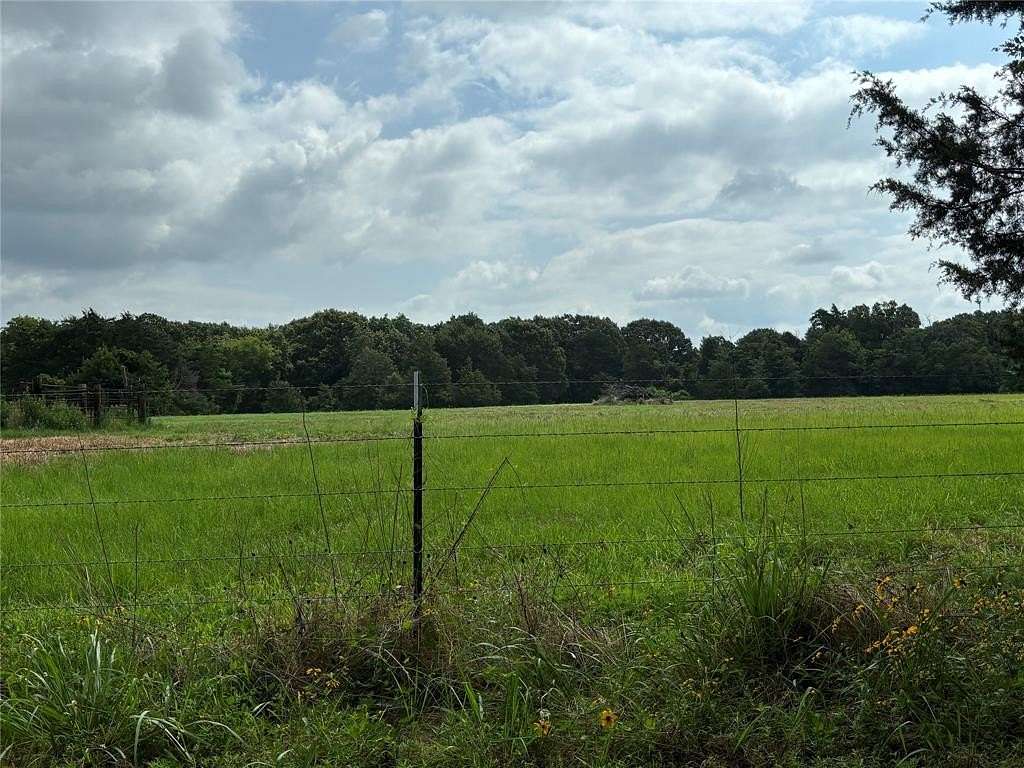 2.45 Acres of Residential Land for Sale in Greenville, Texas