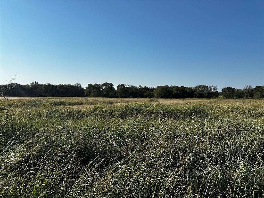 2.74 Acres of Residential Land for Sale in Wills Point, Texas