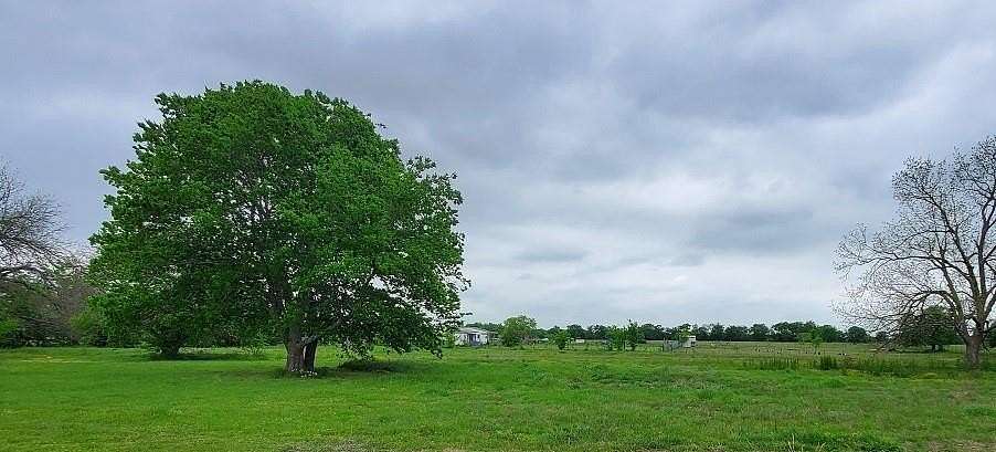 4.866 Acres of Residential Land for Sale in Greenville, Texas