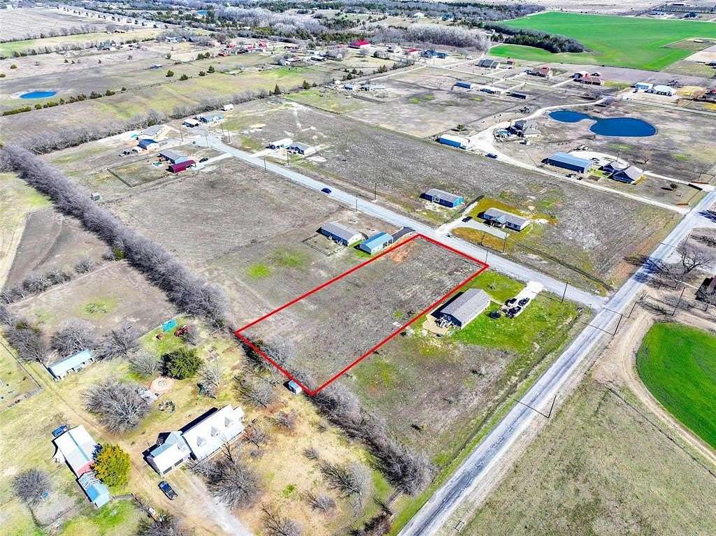 1 Acre of Land for Sale in Howe, Texas