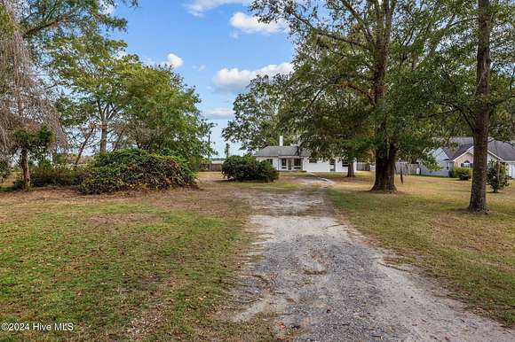 3 Acres of Residential Land with Home for Sale in New Bern, North Carolina