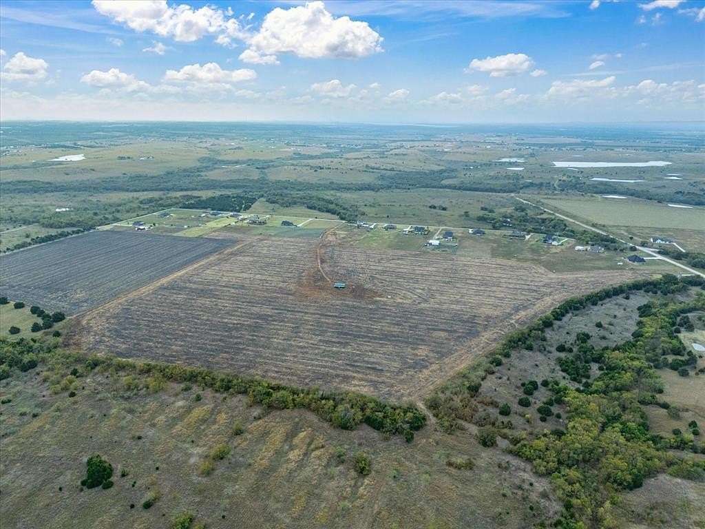 72.374 Acres of Agricultural Land for Sale in Palmer, Texas