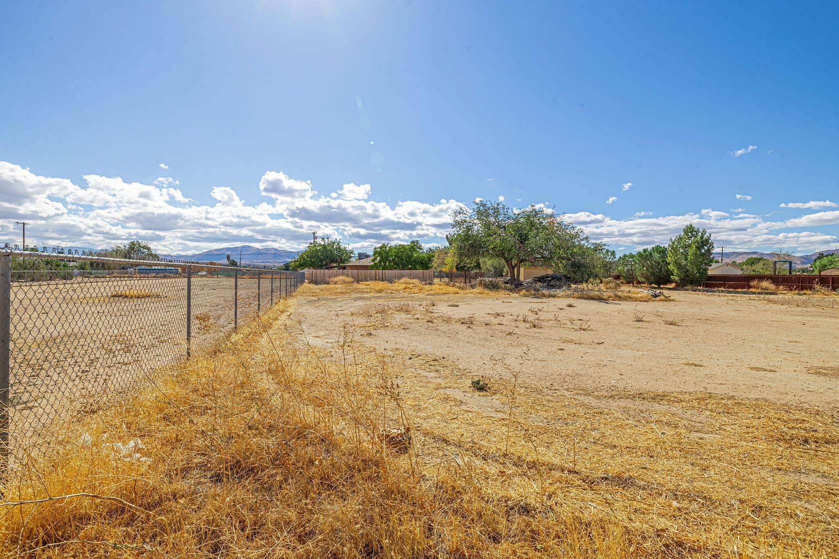 0.595 Acres of Residential Land for Sale in Palmdale, California