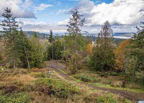 2.5 Acres of Residential Land for Sale in Sequim, Washington