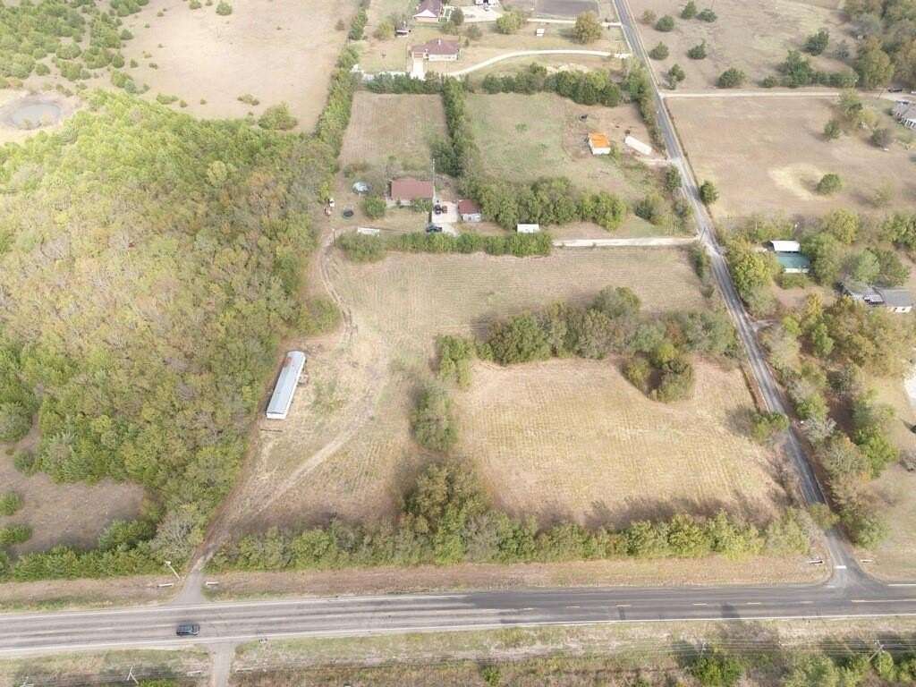 4.5 Acres of Land for Sale in Farmersville, Texas