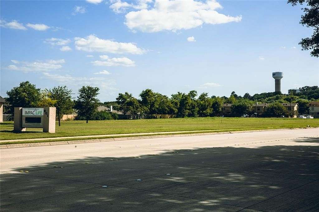 1 Acre of Mixed-Use Land for Sale in Burleson, Texas