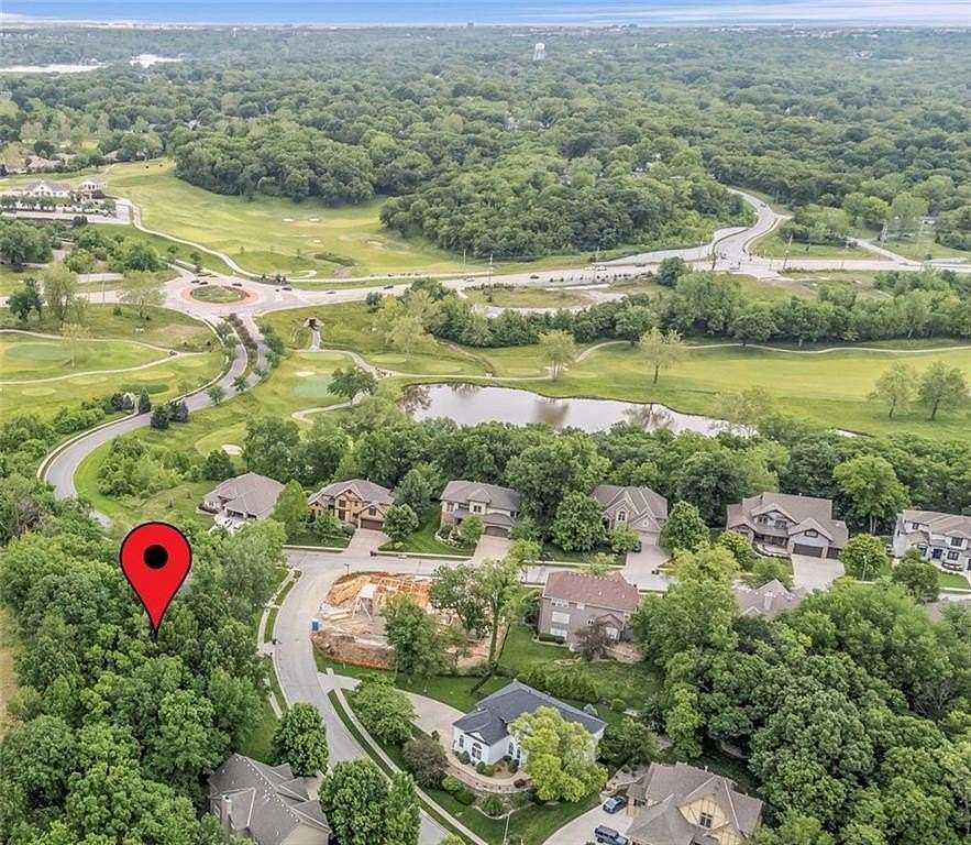 0.33 Acres of Residential Land for Sale in Parkville, Missouri