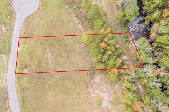 0.92 Acres of Residential Land for Sale in Jasper, Alabama