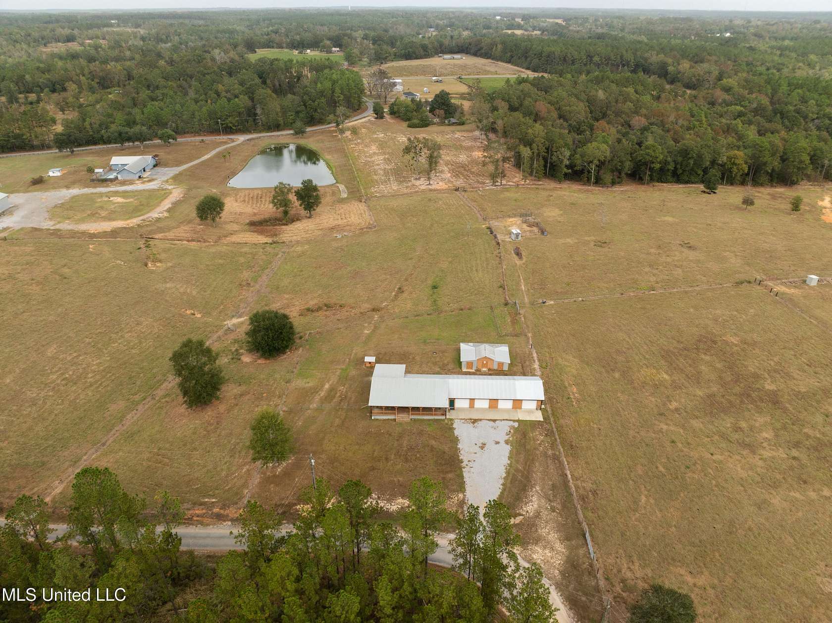 1 Acre of Residential Land with Home for Sale in Lucedale, Mississippi