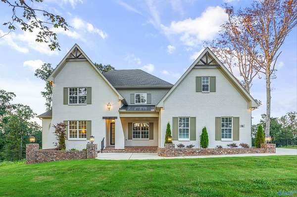 13 Acres of Land with Home for Sale in Owens Cross Roads, Alabama