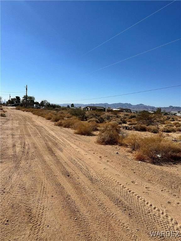 1.17 Acres of Residential Land for Sale in Golden Valley, Arizona