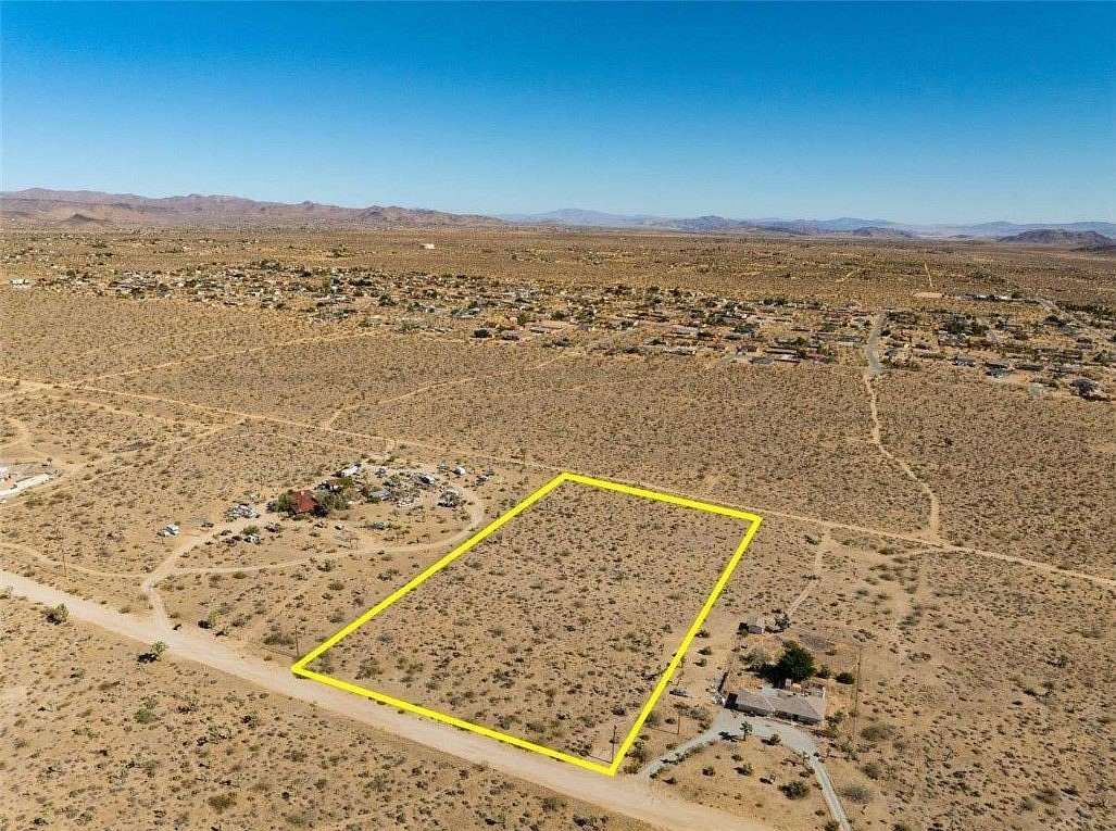 5 Acres of Residential Land for Sale in Yucca Valley, California