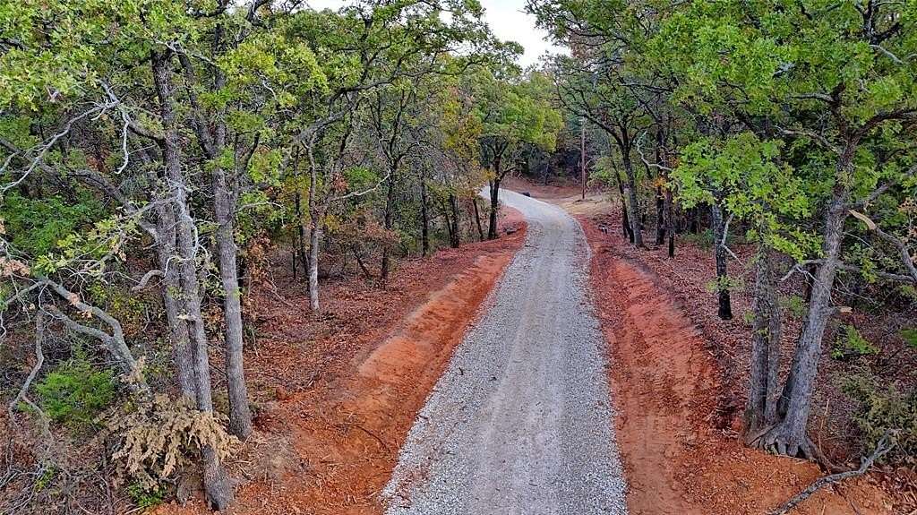 10 Acres of Land for Sale in St. Jo, Texas