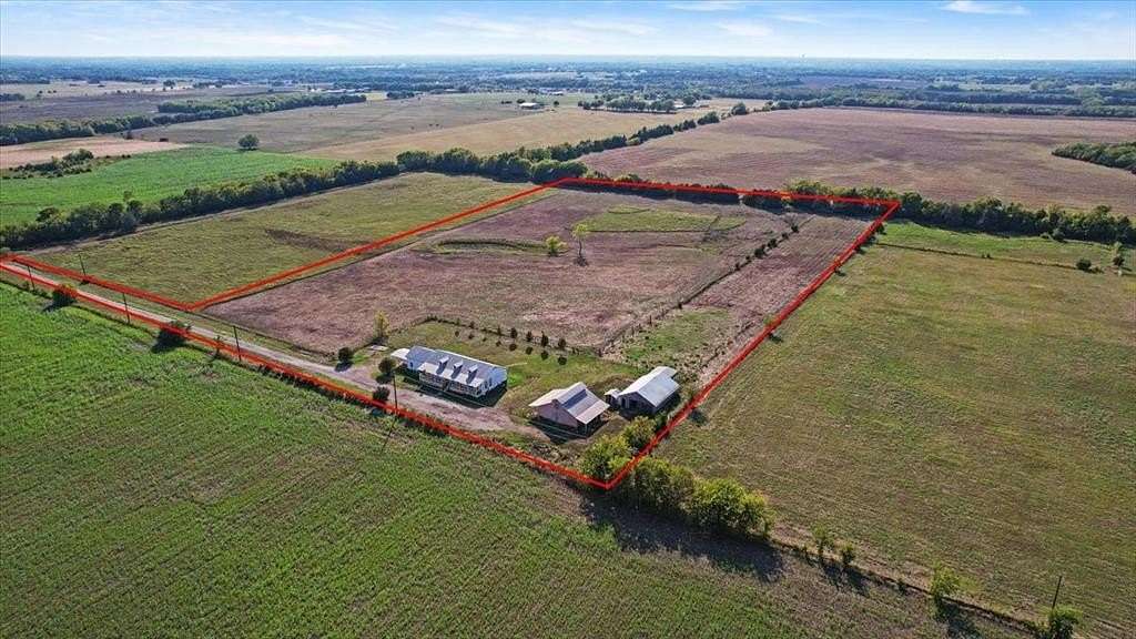 14.095 Acres of Land with Home for Sale in Van Alstyne, Texas