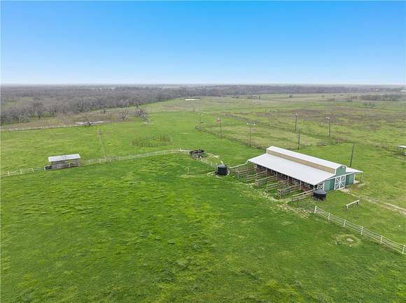 40 Acres of Agricultural Land for Sale in Groesbeck, Texas