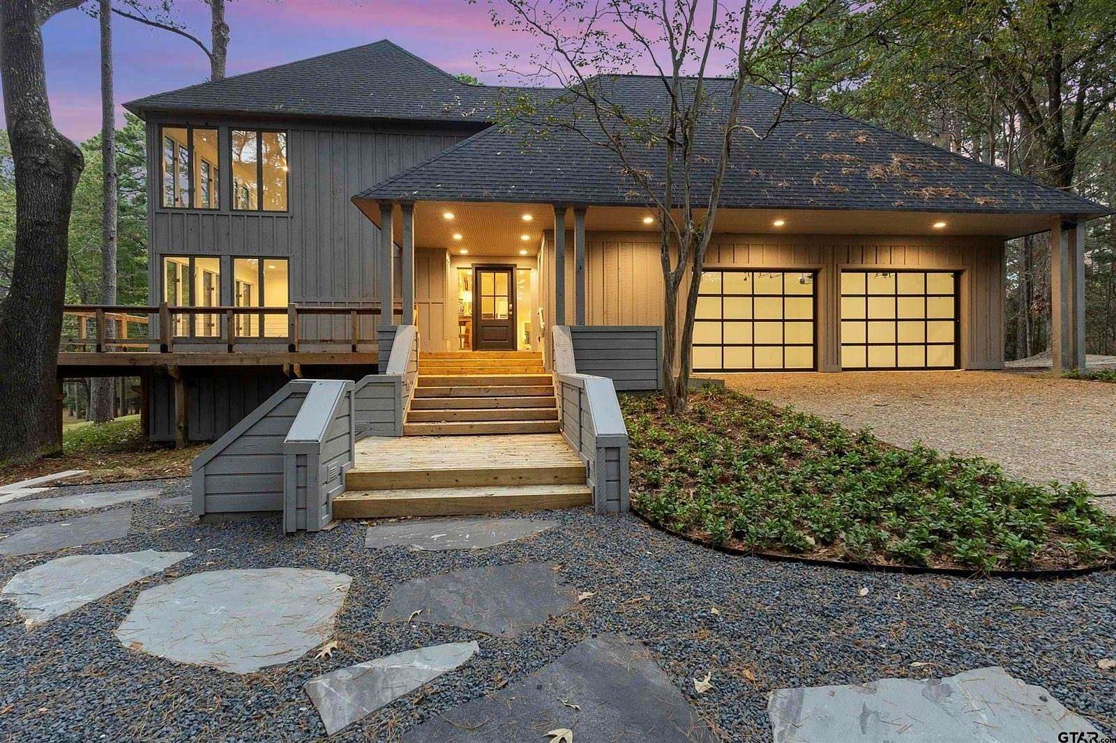 6.82 Acres of Residential Land with Home for Sale in Flint, Texas