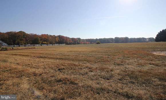 5 Acres of Residential Land with Home for Sale in Warwick, Maryland