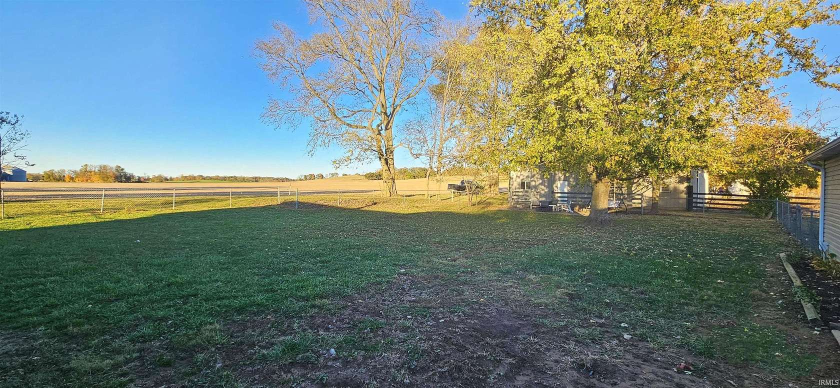 5.88 Acres of Residential Land with Home for Sale in Princeton, Indiana