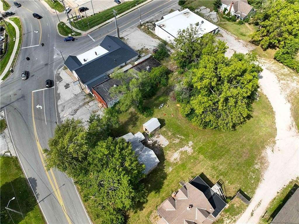 0.49 Acres of Mixed-Use Land for Sale in Kansas City, Missouri