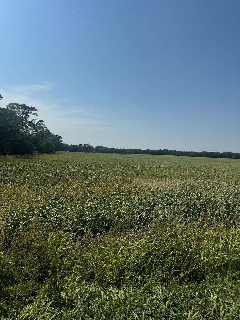 178.59 Acres of Agricultural Land for Sale in Glasco, Kansas