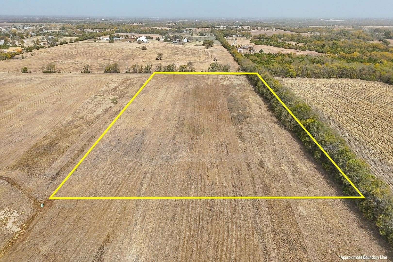 9.1 Acres of Residential Land for Auction in Douglass, Kansas