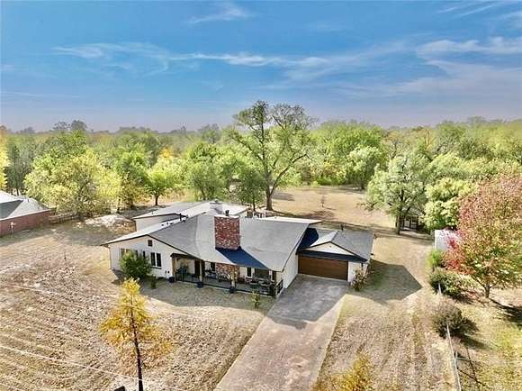 2.38 Acres of Residential Land with Home for Sale in Enid, Oklahoma