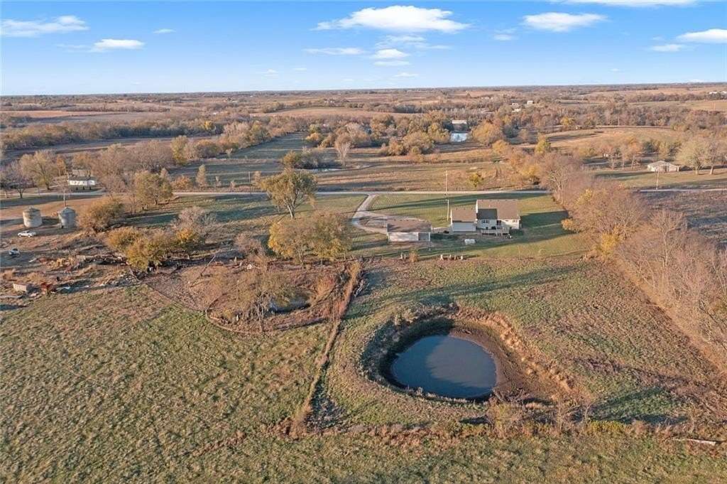 5 Acres of Residential Land with Home for Sale in Creighton, Missouri