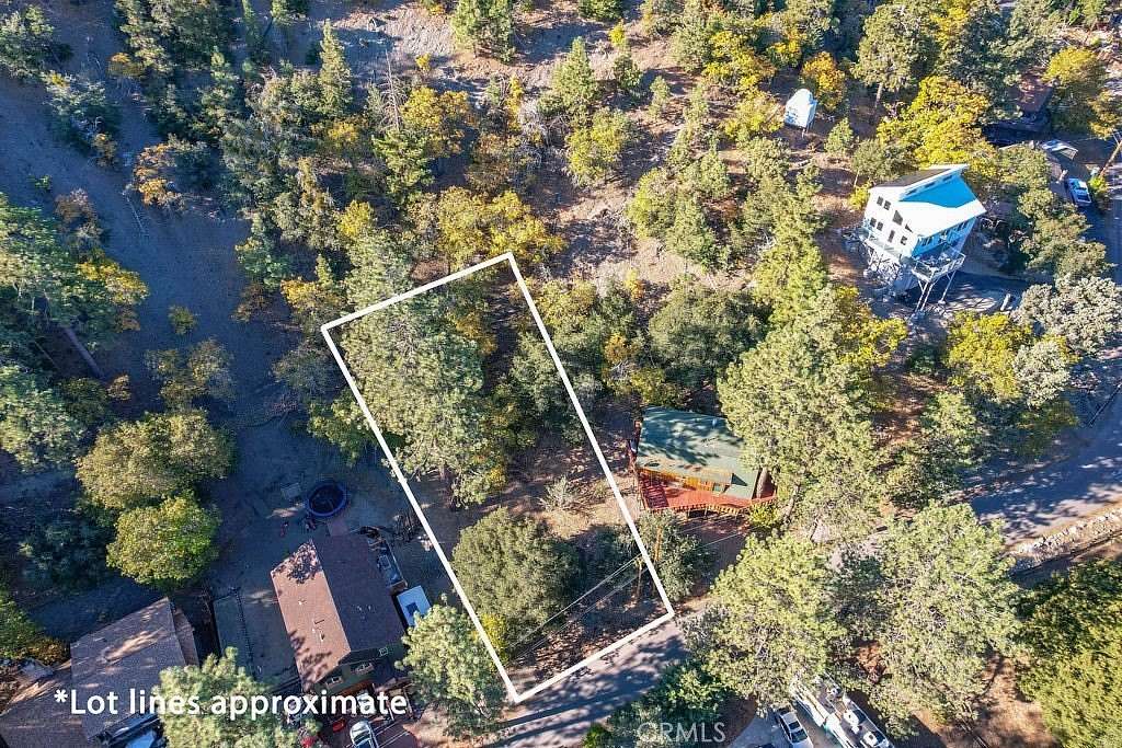 0.225 Acres of Residential Land for Sale in Wrightwood, California