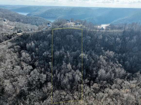 3.462 Acres of Residential Land for Sale in Smithville, Tennessee