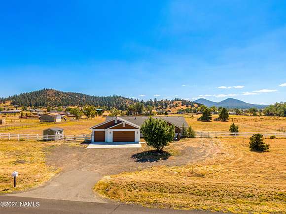 2.43 Acres of Residential Land with Home for Sale in Flagstaff, Arizona