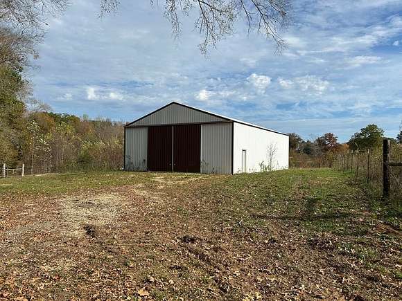 12.35 Acres of Land for Sale in Big Sandy, Tennessee