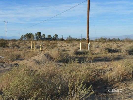 1.95 Acres of Land for Sale in Ridgecrest, California