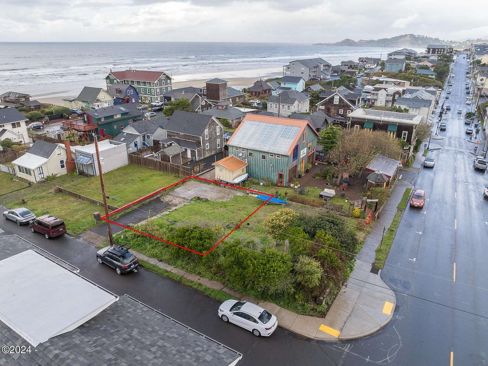 0.06 Acres of Mixed-Use Land for Sale in Newport, Oregon