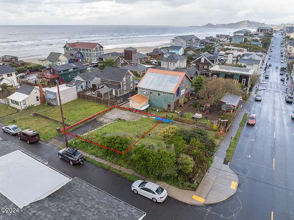 0.06 Acres of Mixed-Use Land for Sale in Newport, Oregon